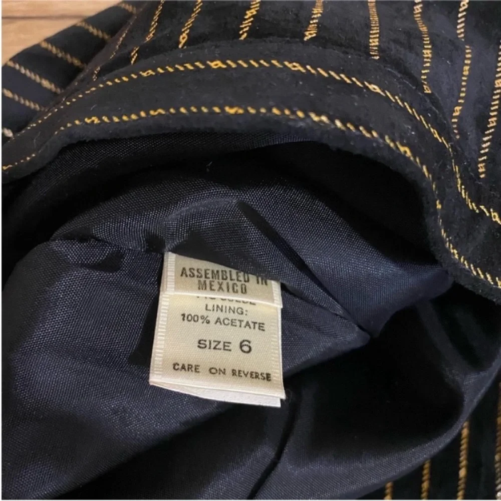 Vintage Suede Pencil Skirt vintage pencil skirt 1970s pinstripe pencil skirt - Picture 6 of 11